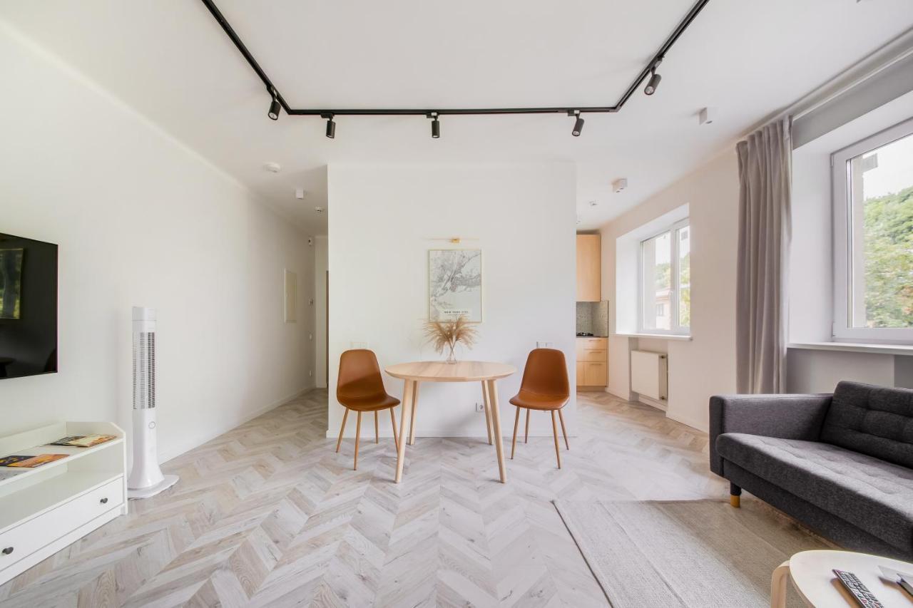Central Apartment In Architectural Street Каунас Екстериор снимка